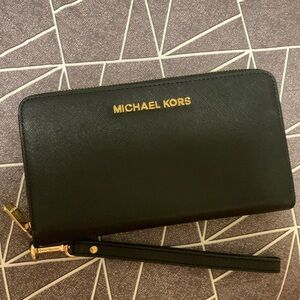 MK Michael Kors long wallet